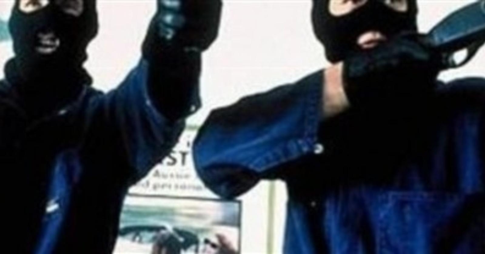 Foggia: rapinato titolare distributore AR Petroli, bottino da 40 mila euro