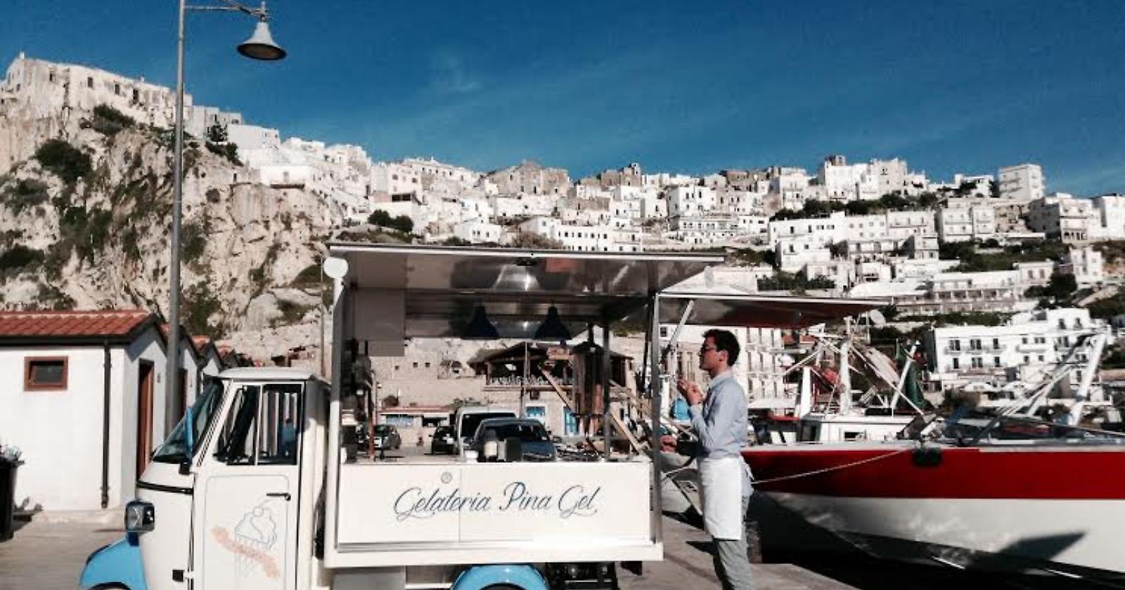 Il buon gelato ora va in "carrozza" per le strade del Gargano