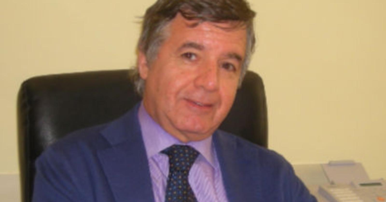Chi erano i "Quattro amici al bar" con cui Mimmo Farina faceva "Storie di destra fra Cerignola e dintorni"?