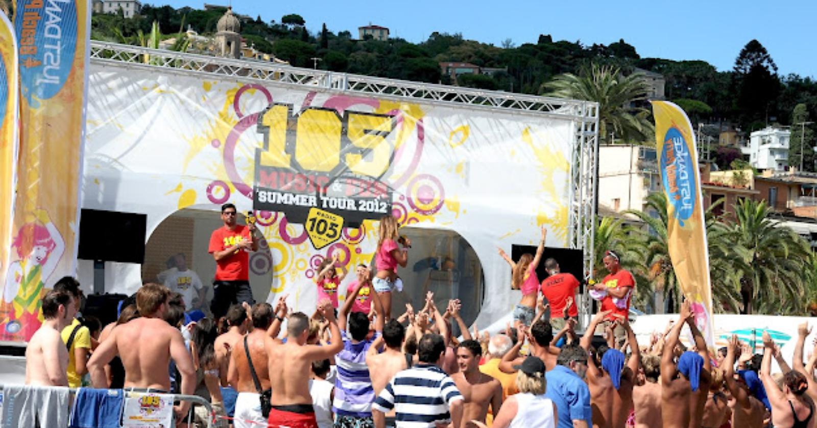 Oggi a Peschici la prima tappa del tour di Radio “105 Music & Fun” 