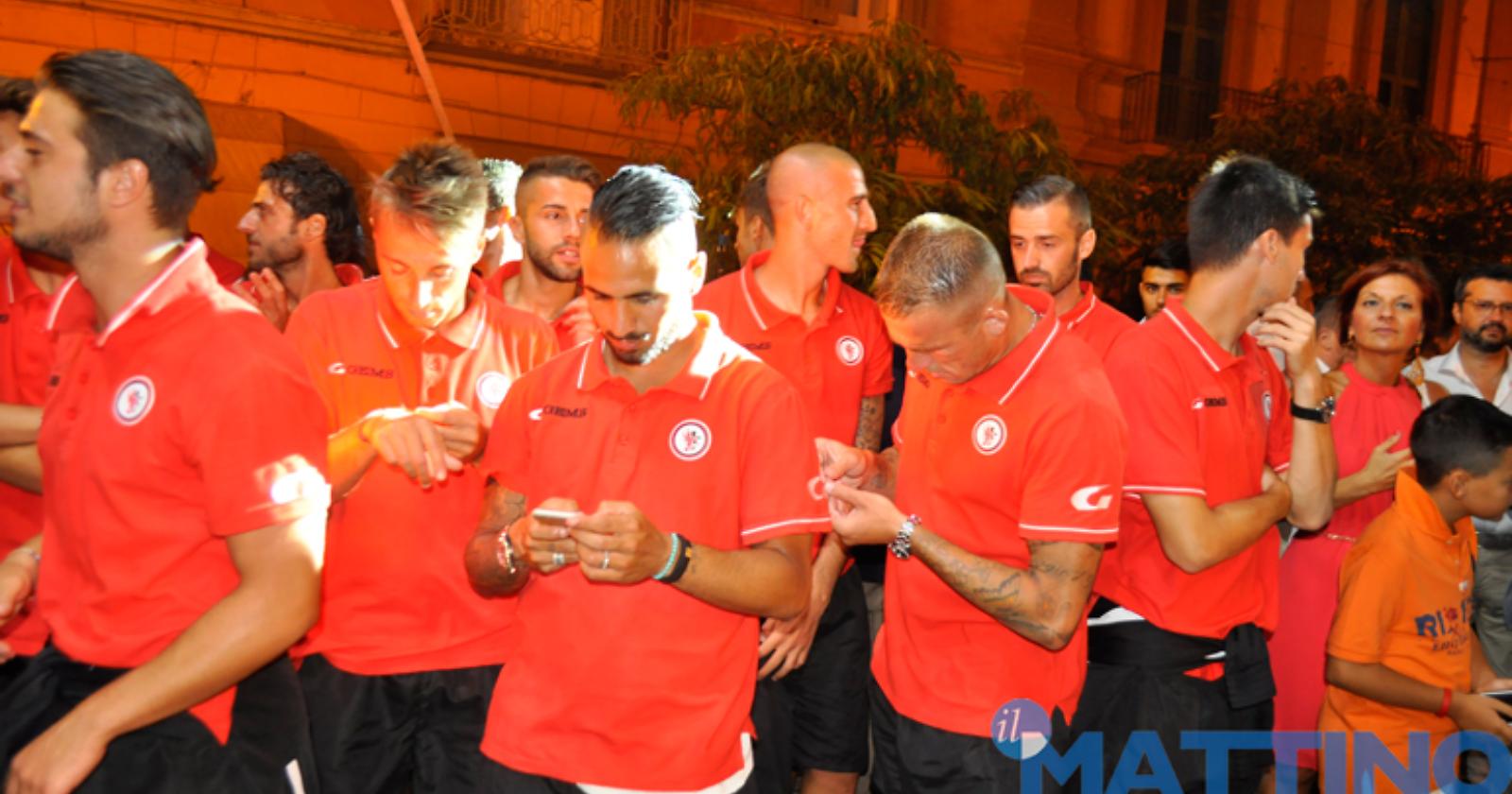 Per sfuggire ai tifosi, la squadra del Foggia ha dormito in Abruzzo