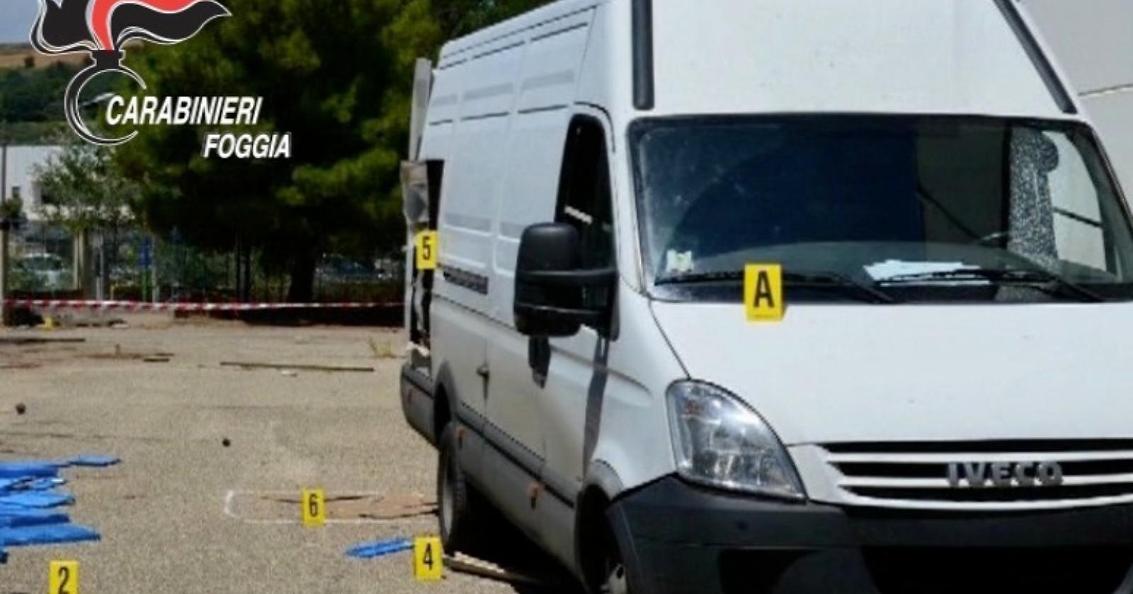 Rapina a tir carico di sigarette: individuato il commando con la passione per le "bionde"
