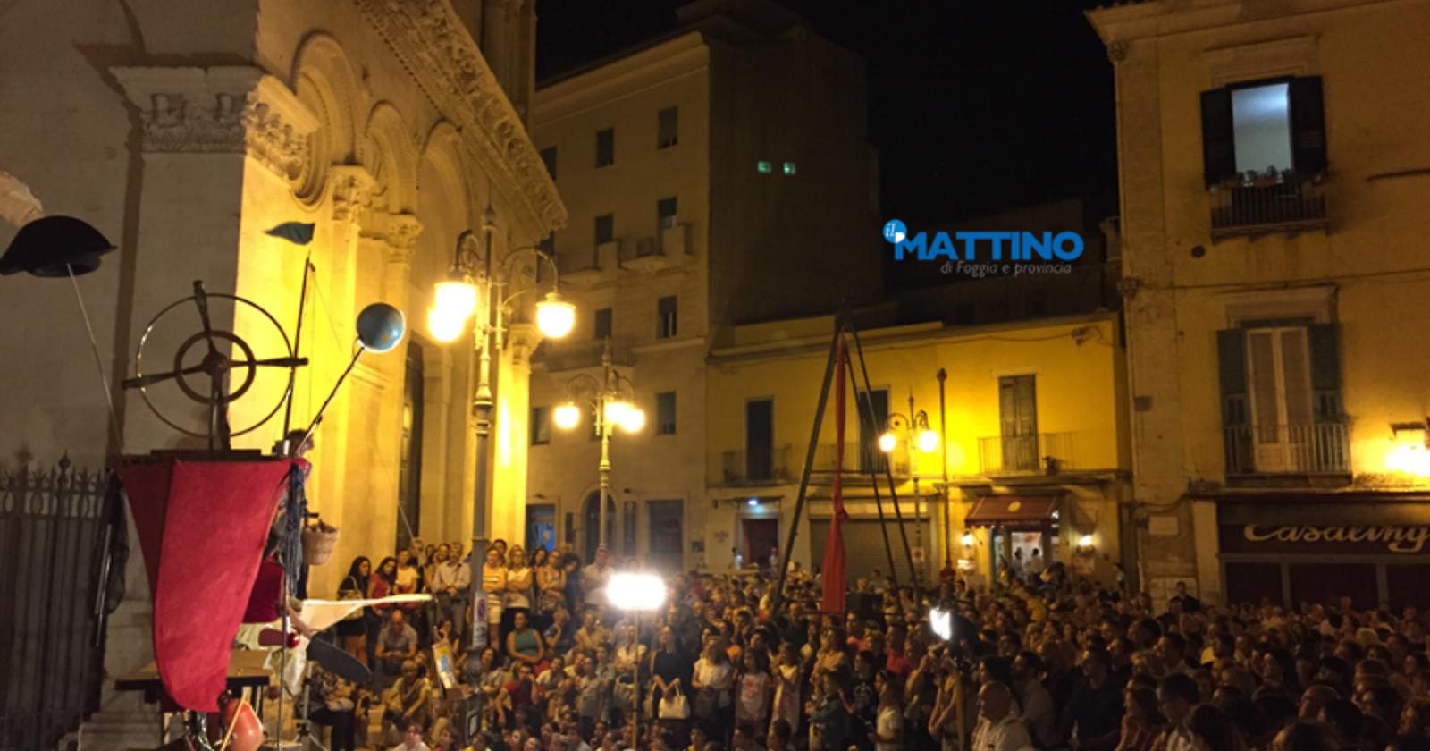 Ma quant'è bella Foggia sui trampoli del teatro di strada