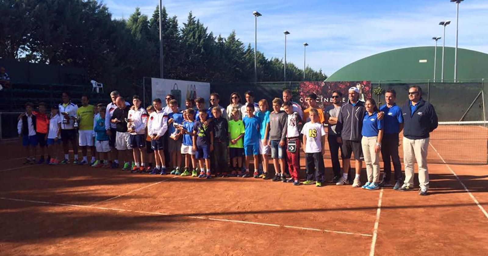 Tennis, a Foggia il "Baratoff" di Pesaro si aggiudica il tricolore