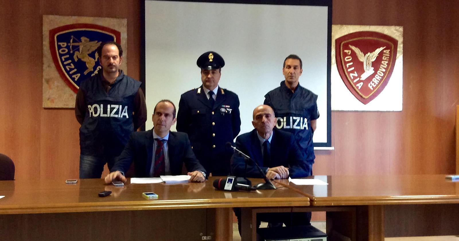 Guardie e ladri nello stesso sporco gioco, traditi da una chiave sbagliata: 4 arresti a Foggia