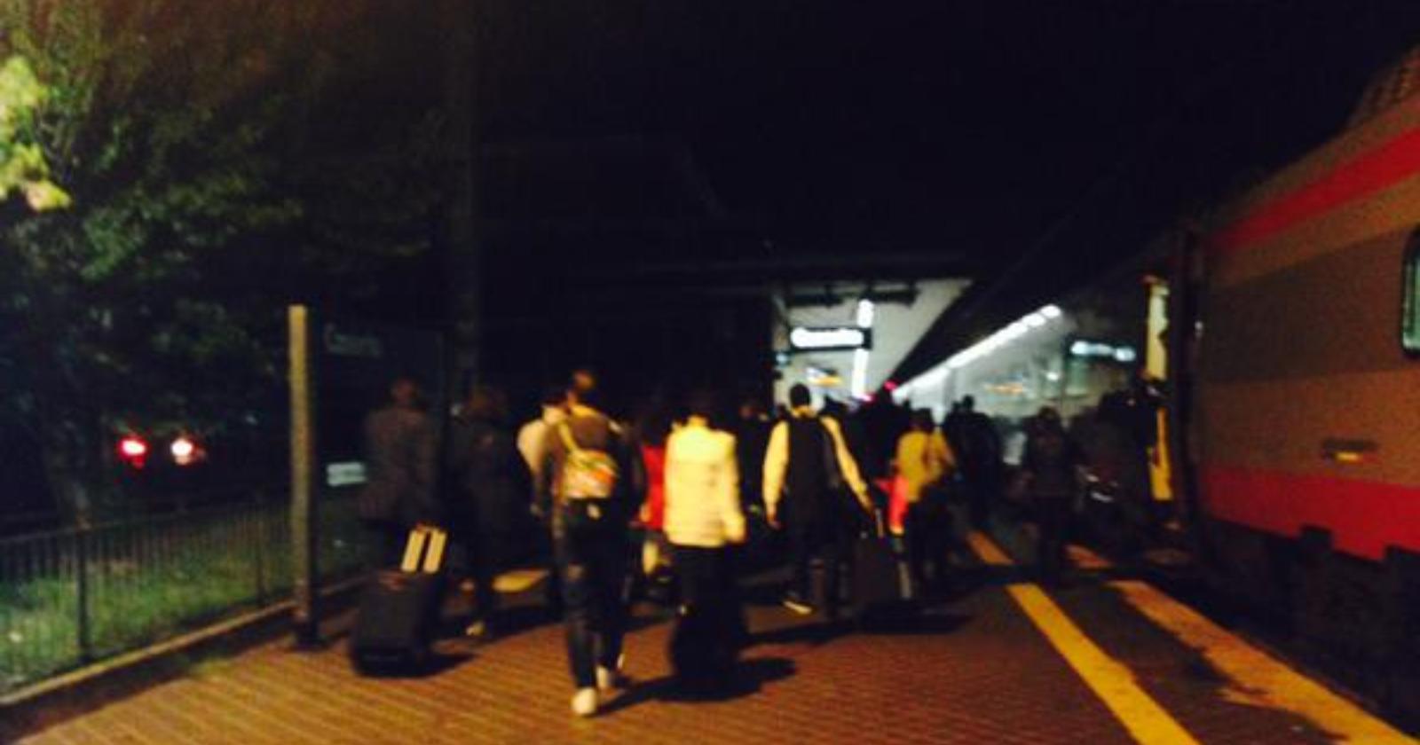 Maltempo, anche domani treni sospesi sulla Foggia-Roma: si viaggia in pulman