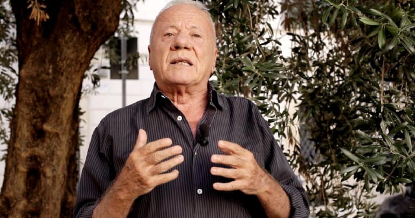Oggi, 24 Ottobre 1974, Achille Bonito Oliva  in visita all'Accademia di Belle Arti di Foggia