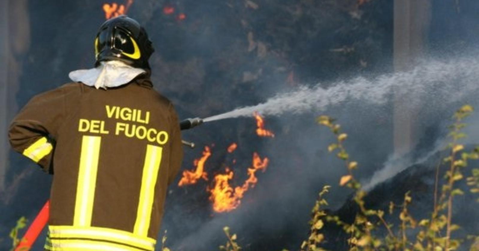 San Nicandro Garganico: anziano muore nell'incendio del suo appartamento