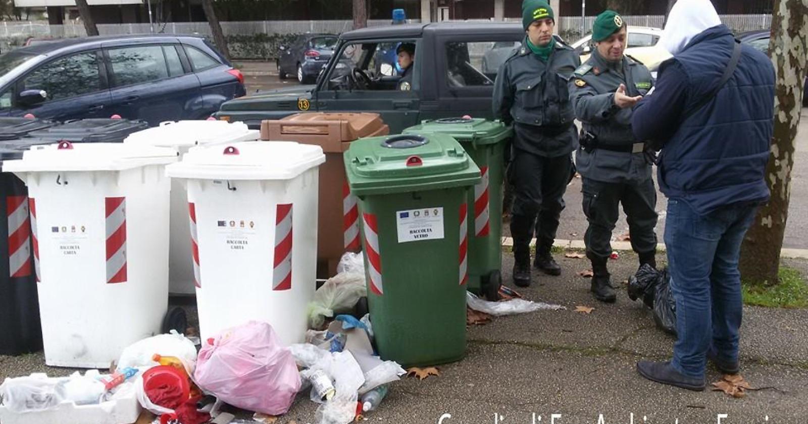 Rifiuti (e non solo), in campo a Foggia le squadre di Fare Ambiente per 10mila euro l'anno