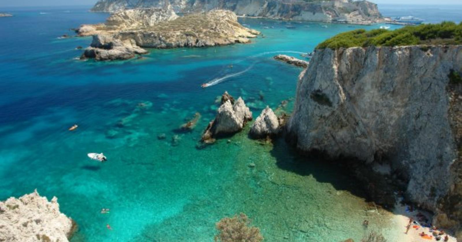 Renzi si vende il paradiso delle Tremiti alla Petroceltic per un piatto di lenticchie: vergogna!