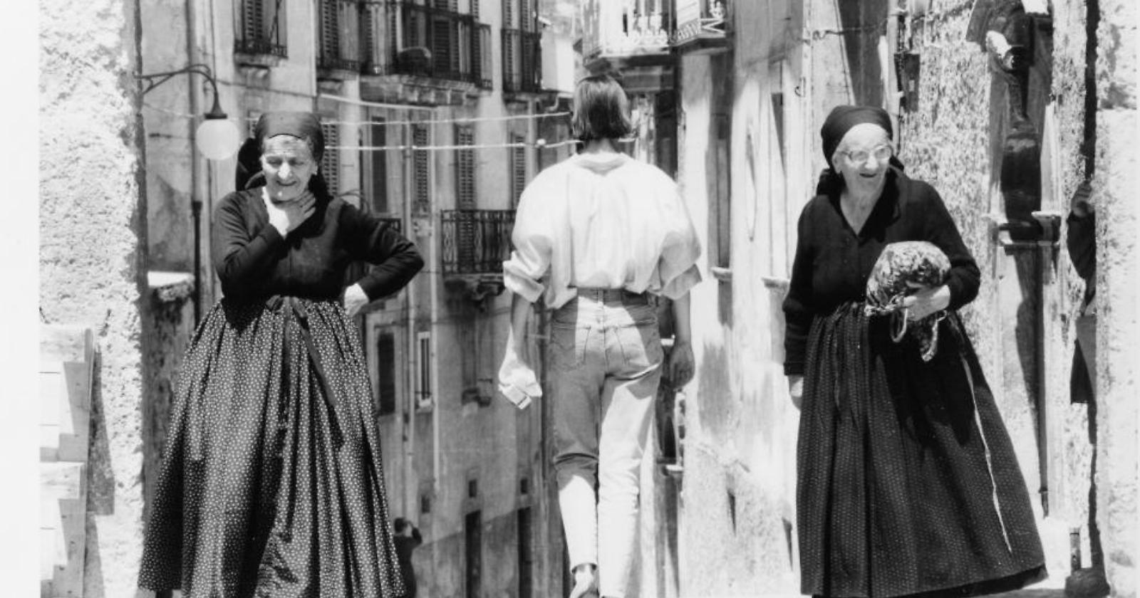 “Accàumë vàinë ci ‘à pigghjamë”, una storia popolare tra i vicoli di Peschici