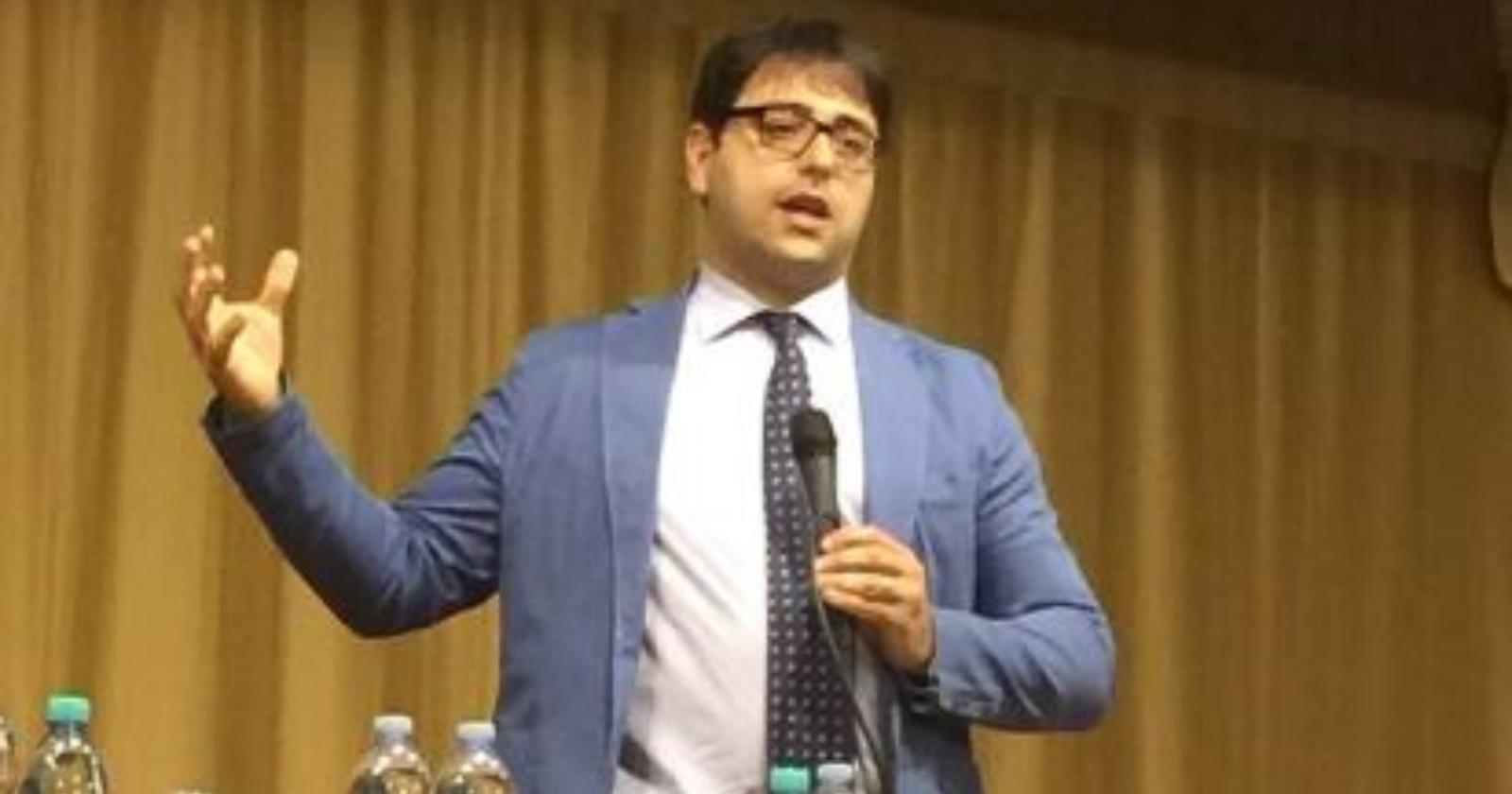 Unioni civili, Cera: «Quando manifesteremo per la famiglia tradizionale, Emiliano ci sarà»