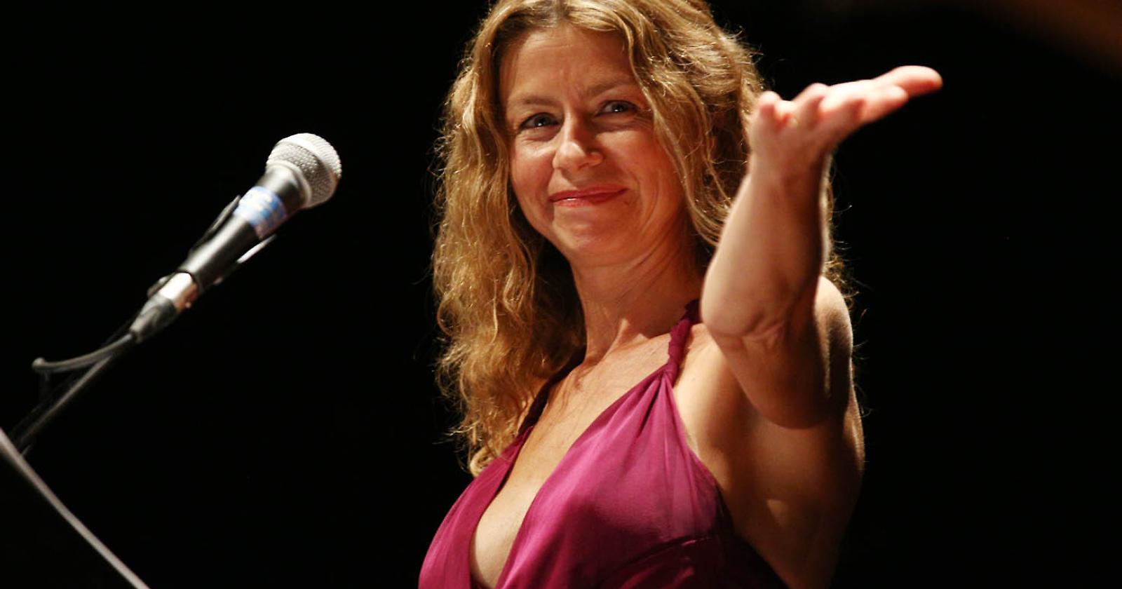 Al Giordano "Storie (d')amare d'amore", un viaggio tra i sentimenti femminili