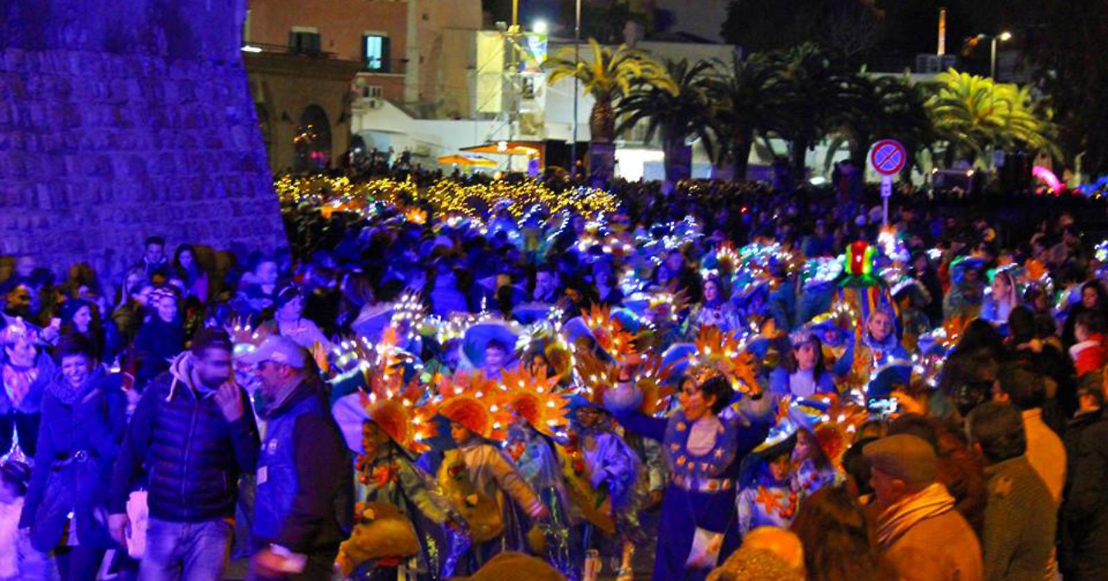Oggi a Manfredonia è la "notte d'oro" del Carnevale. Da non perdere