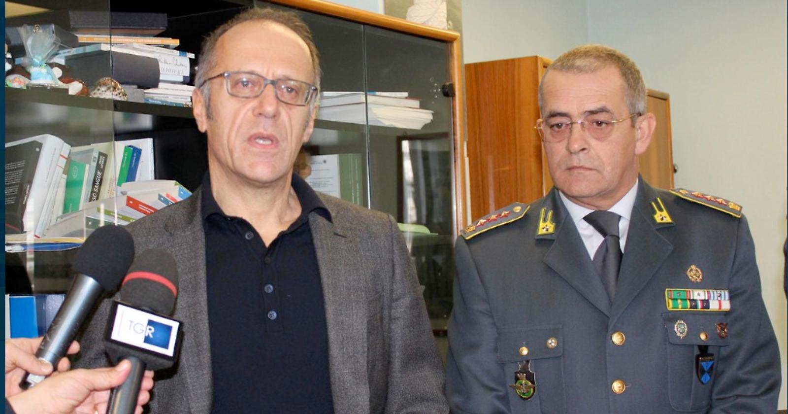 Truffe Inps, il Procuratore de Castris: «Stiamo lavorando per accertare reati contro la Pubblica Amministrazione»