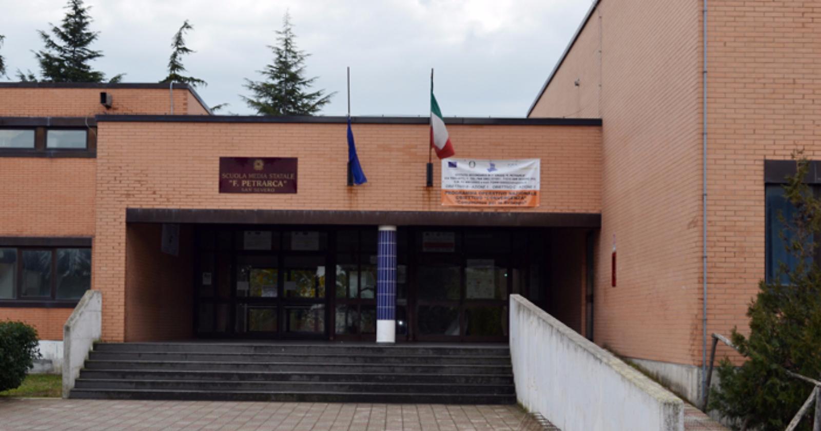 La scuola Petrarca-Padre Pio di San Severo premiata dall'Ordine dei Giornalisti