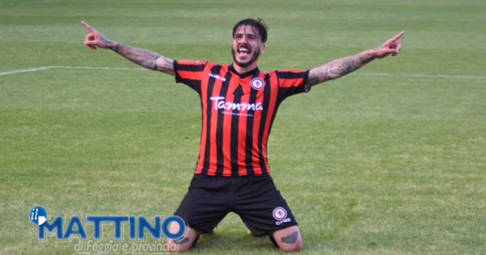 I Satanelli seducono Martina 