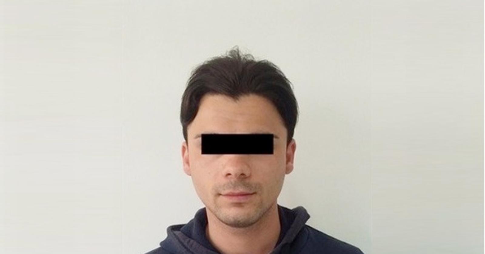 Armato di coltello e teaser rapinò farmacia: arrestato 23enne di Cerignola 