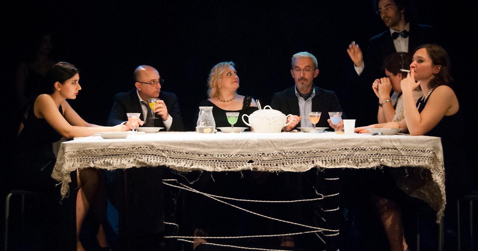 In scena tutti i possibili 'muri' dell'esistenza umana: abbattiamoli!
