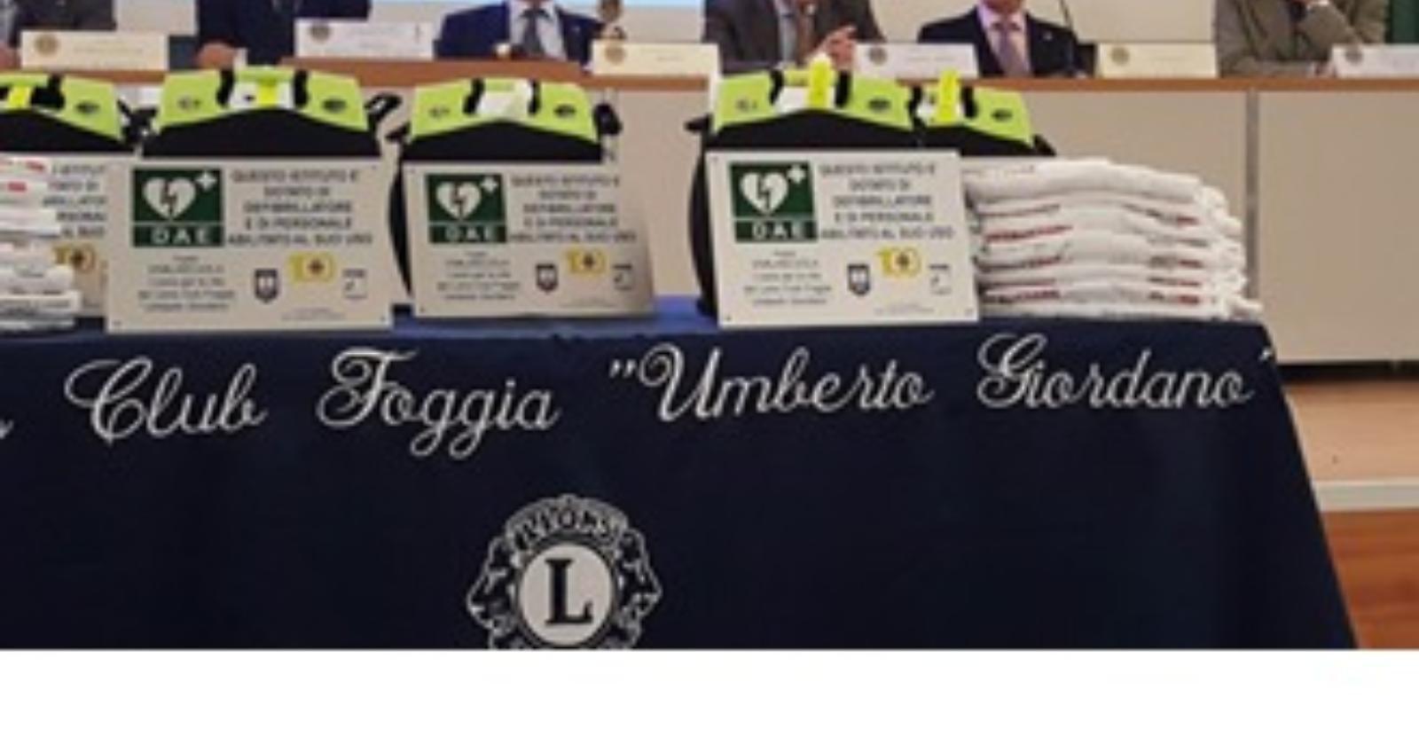 I Lions donano 5 defibrillatori alle scuole foggiane
