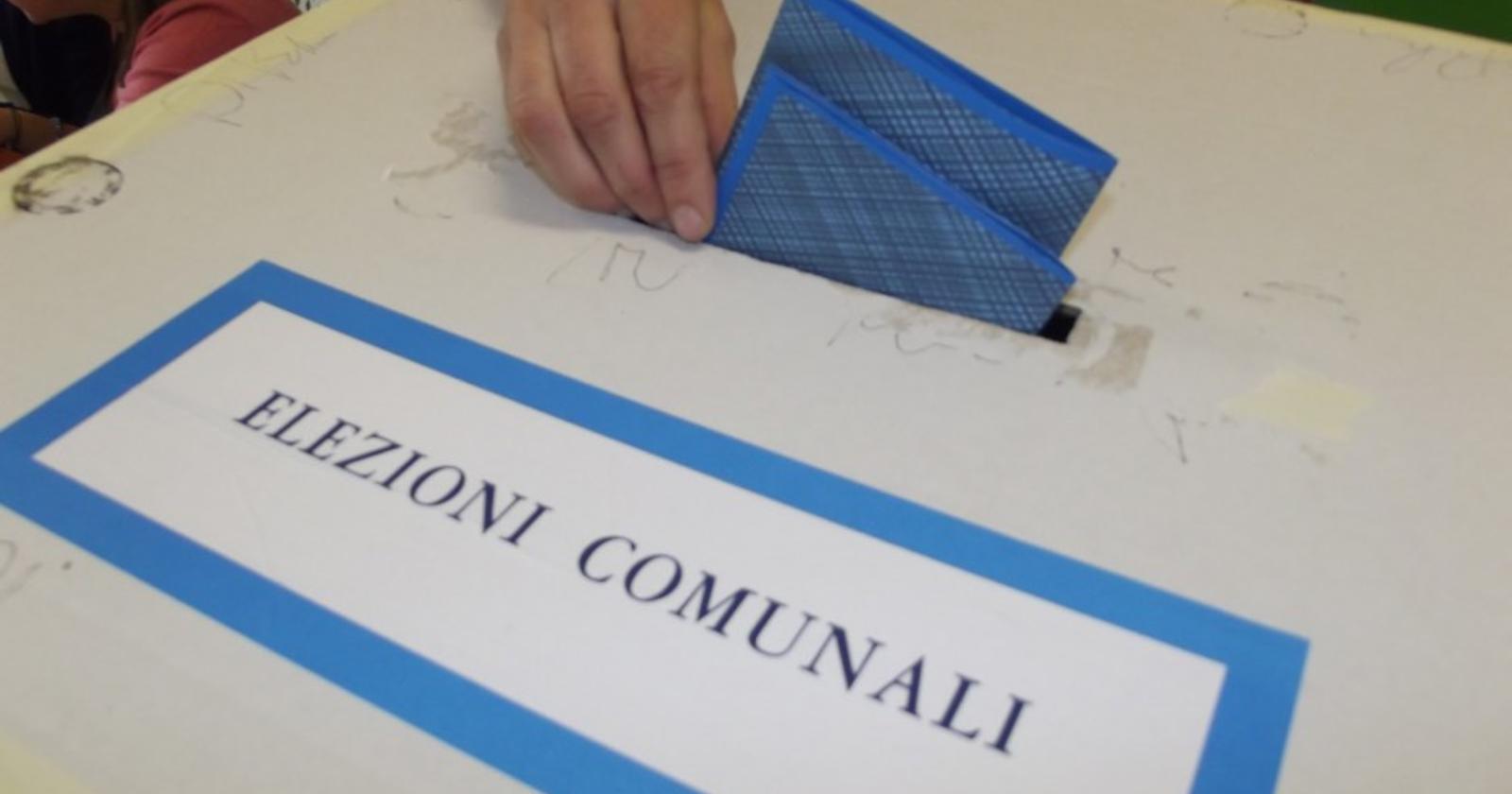 Urne aperte in 10 comuni foggiani, 91 mila persone chiamate al voto. A Candela una sola lista