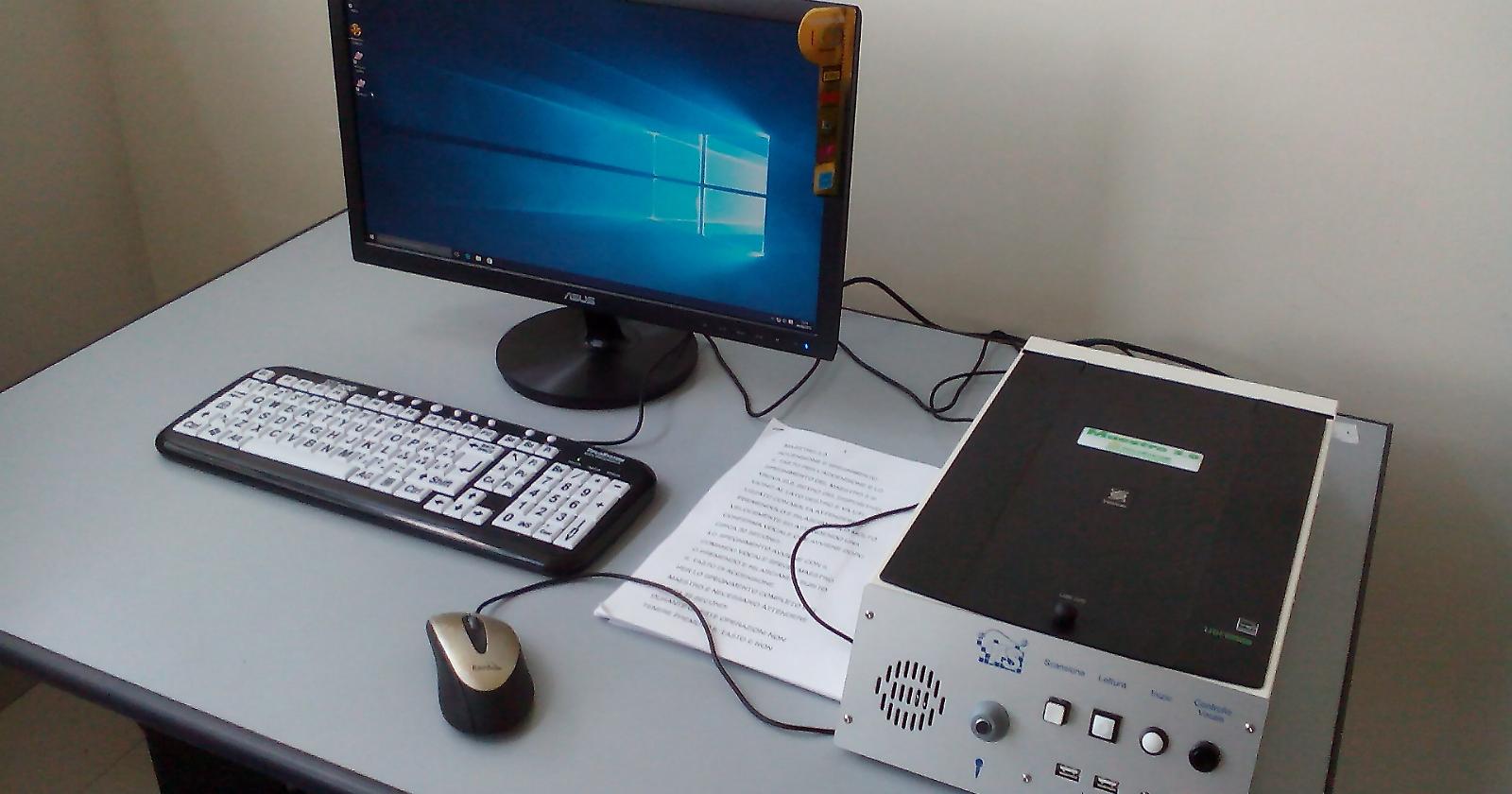 Unifg, Lions donano una postazione informatica per studenti con disabilità visive