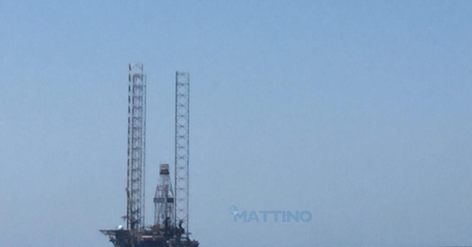 Il Tar del Lazio dà licenzia di trivellare il mare pugliese: i petrolieri autorizzati da Renzi ringraziano