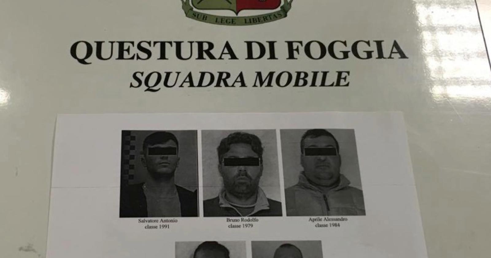 Estorsioni, colpi di pistola al titolare di un autoparco:  “Ti facciamo fuori". Cinque arresti