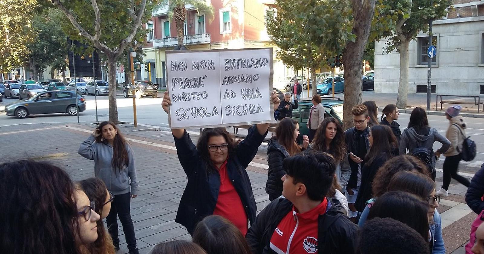 Foggia, da lunedì scuole superiori a rischio sicurezza: la Provincia "gioca sporco"