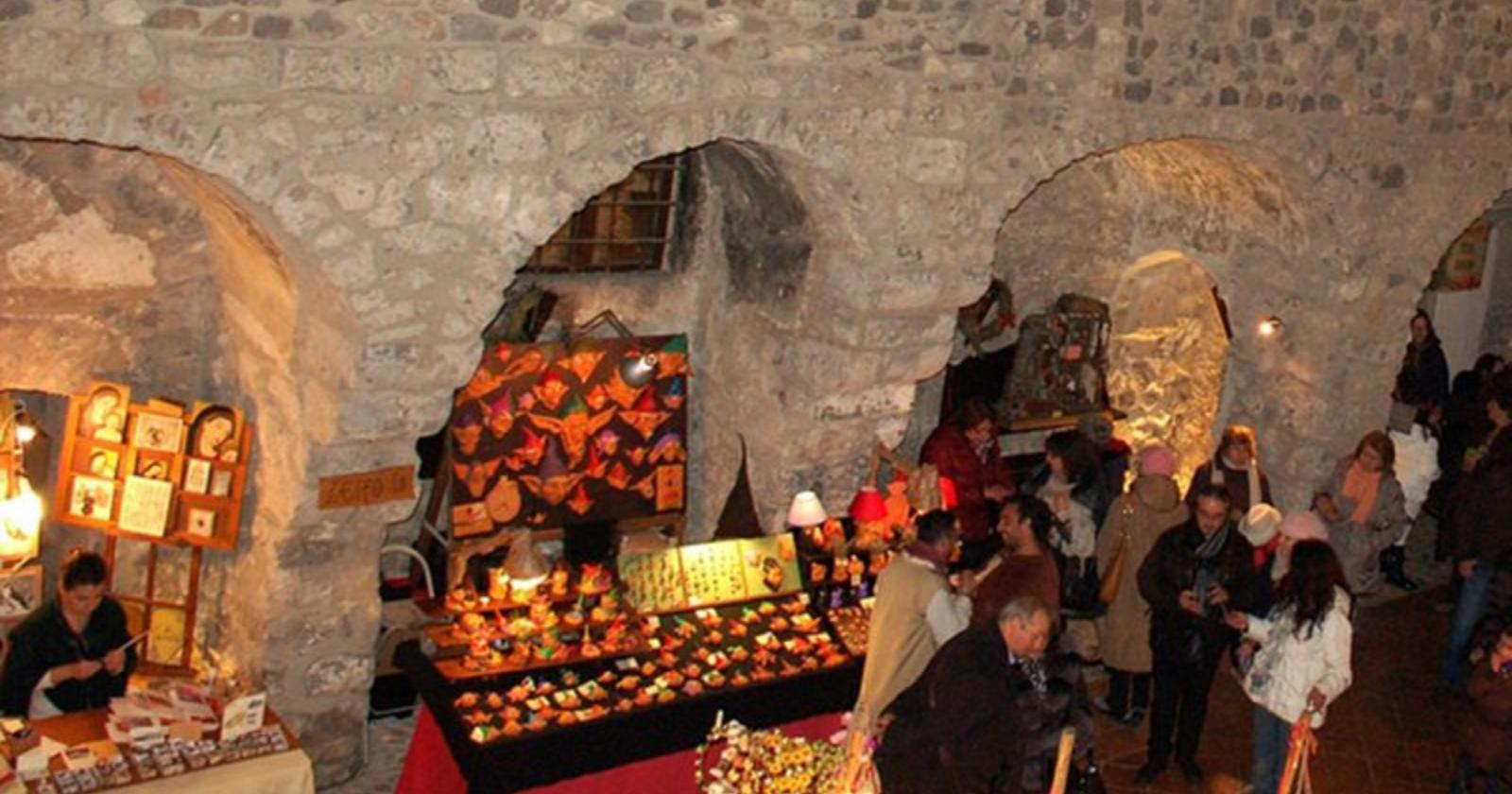Manfredonia:  “ Natale medievale a Corte con Re Manfredi e Pattinaggio su ghiaccio a pochi metri dal mare”