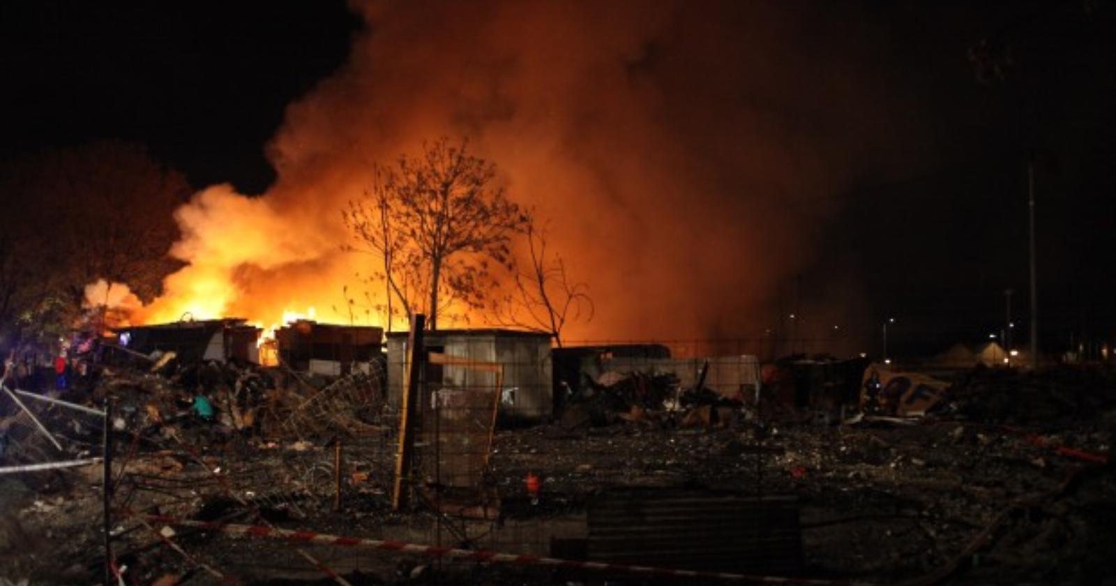 Incendio Ghetto dei Bulgari: c'è la prima vittima