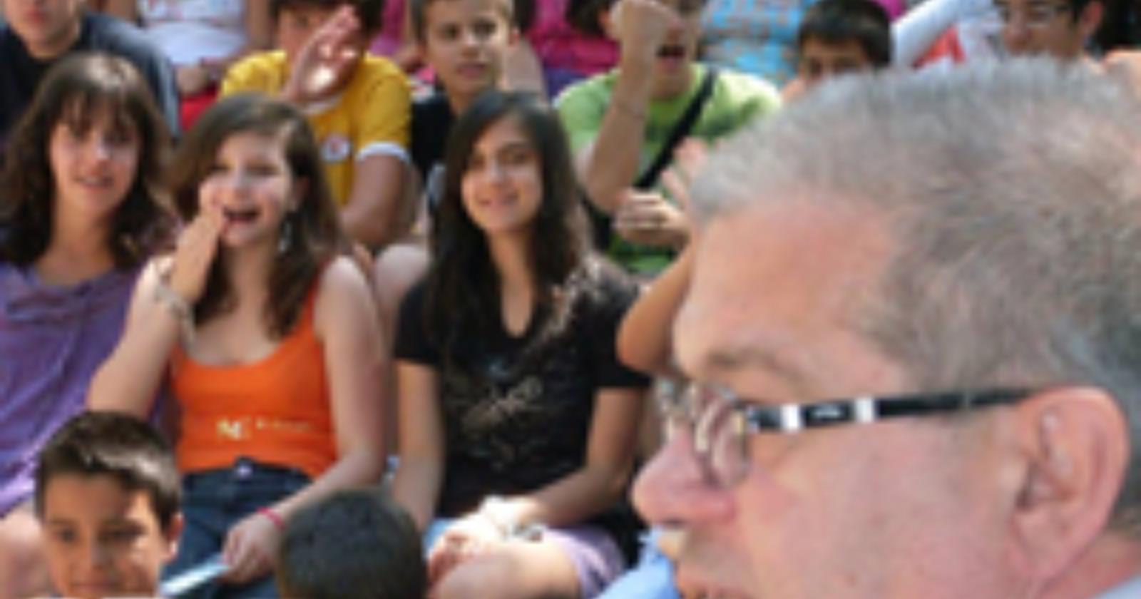 Avigliano: alla festa dell'accoglienza della Azione Cattolica premiato monsignor Superbo 