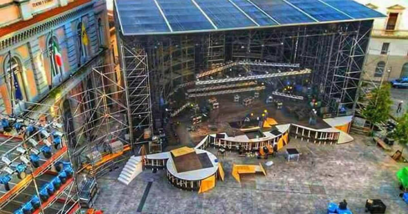 Capodanno Rai:  "L'acqua &egrave; zozza &egrave; il diritto al lamento va difeso"