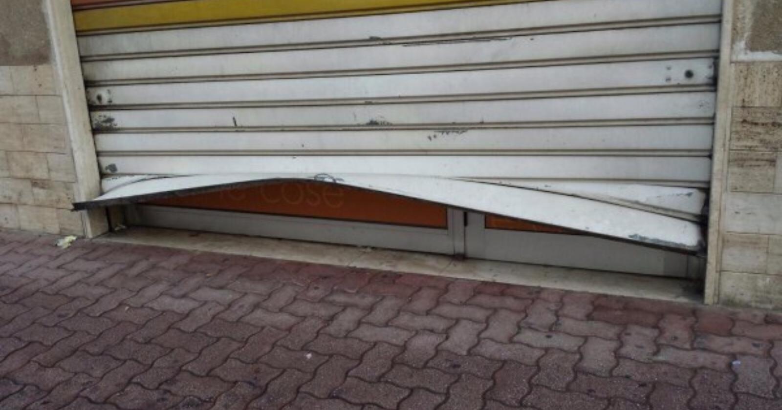 Banda del buco tenta colpo in officina, fermato un ragazzino di dieci anni