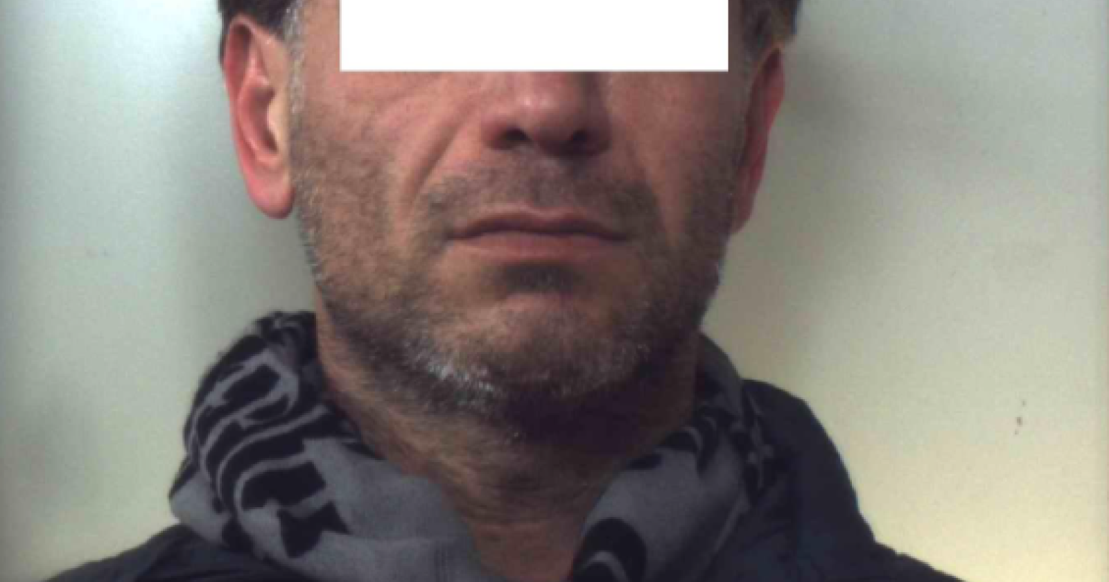 Cerignola, in giro con una pistola pronta per l'uso: arrestato pregiudicato 