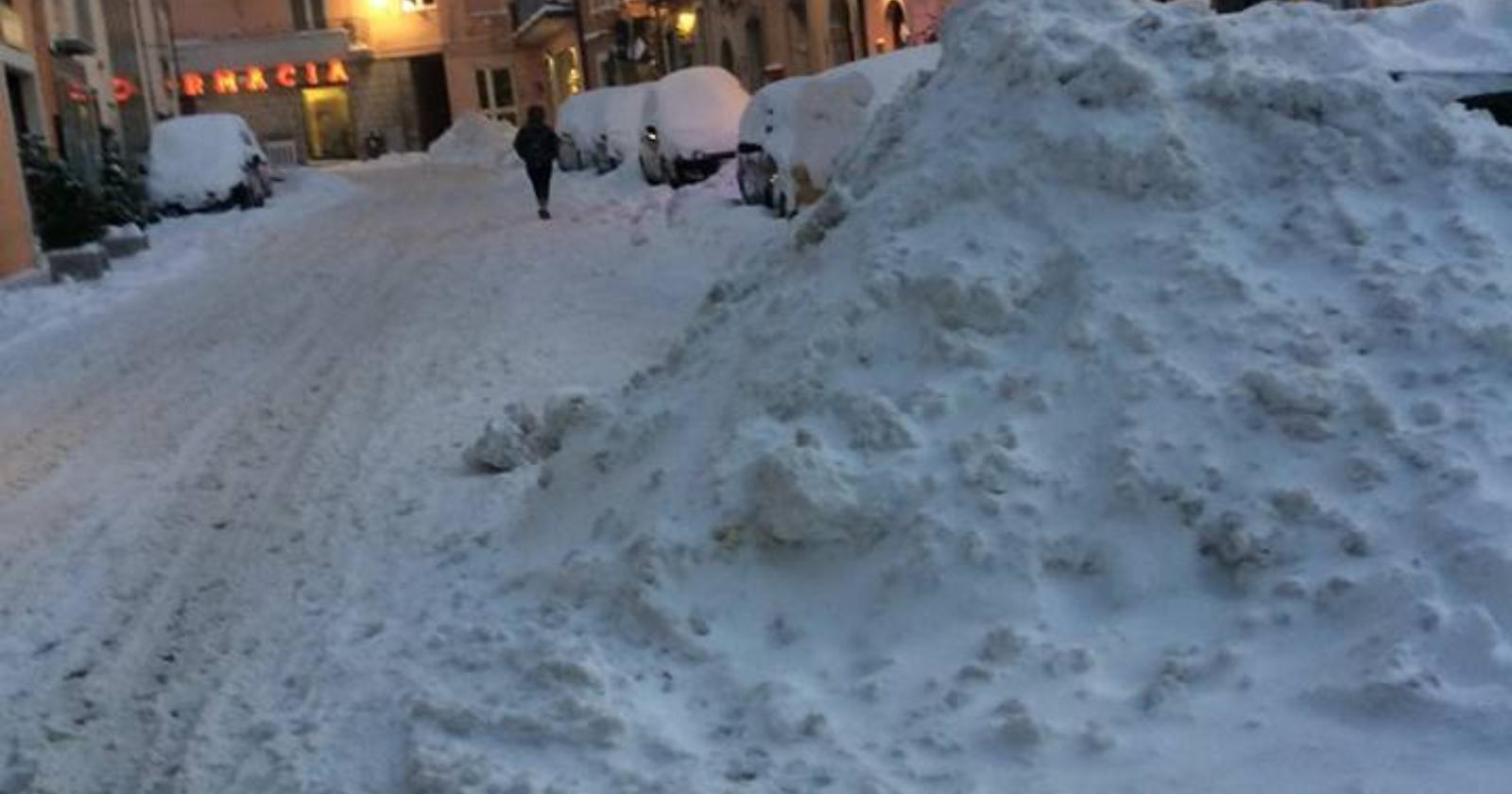 Emergenza neve ad Avigliano: l’amministrazione Comunale parte in quarta e si ferma al nastro di partenza 