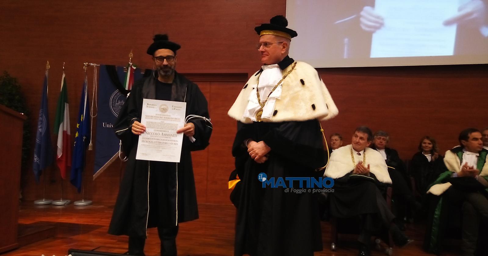L'Università di Foggia laurea Ammaniti e spegne 18 candeline