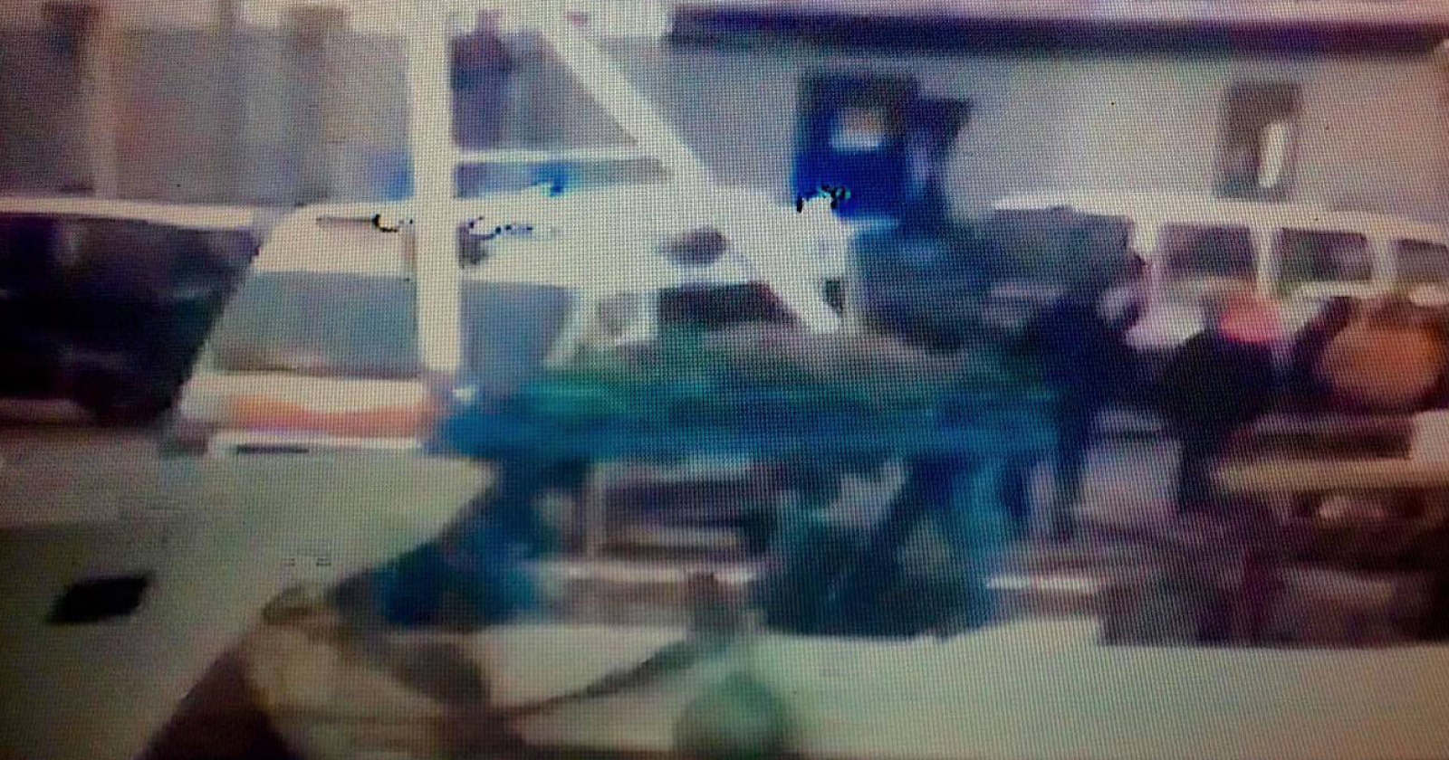 Tragedia a Manfredonia: pescatore scivola in mare colto da malore