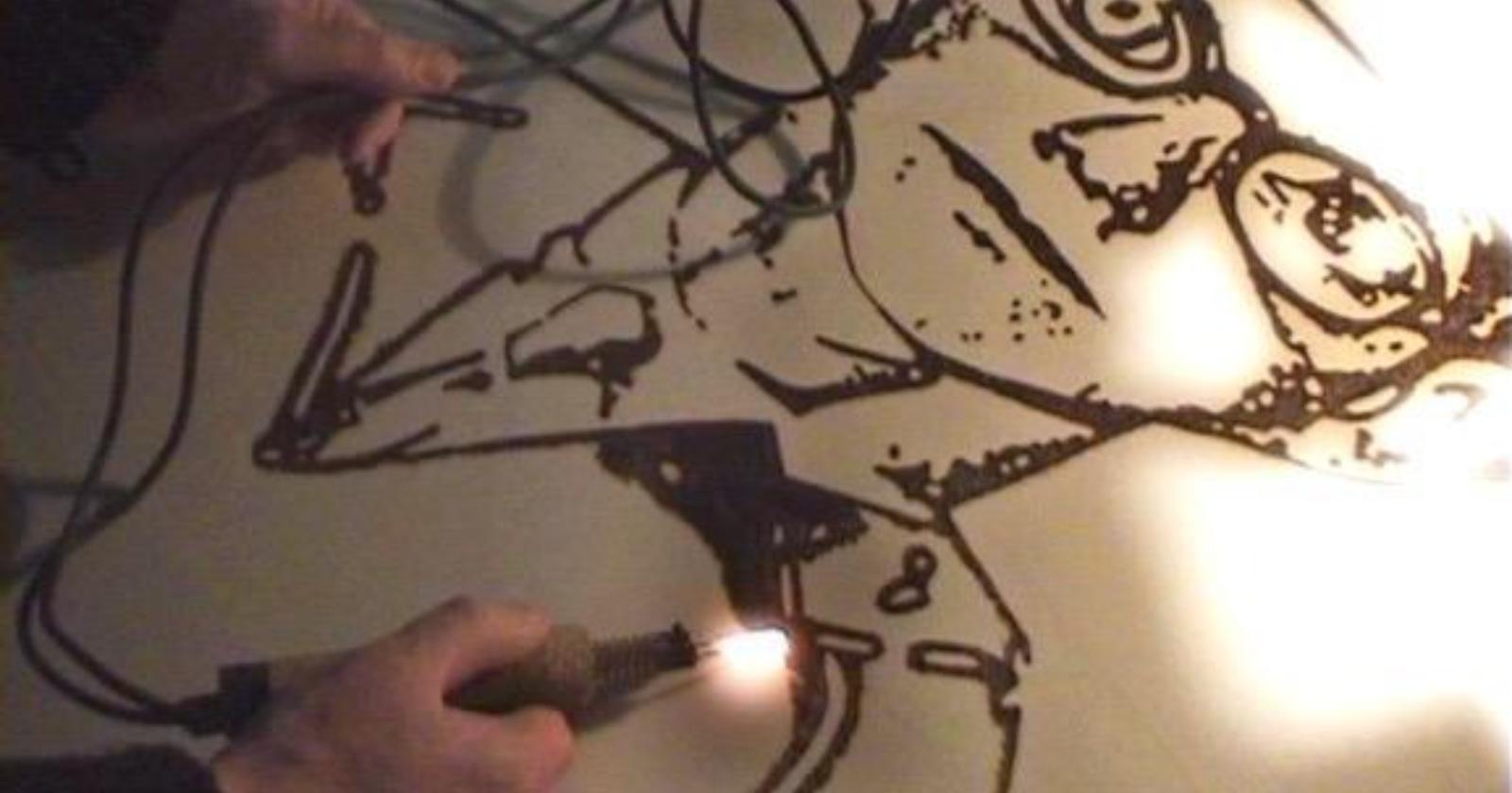 Al Mad Mall di Mattinata si disegna col fuoco