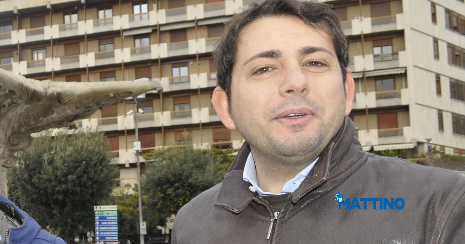 Foggia, su Piazza Cavour De Pellegrino scatena il referendum popolare