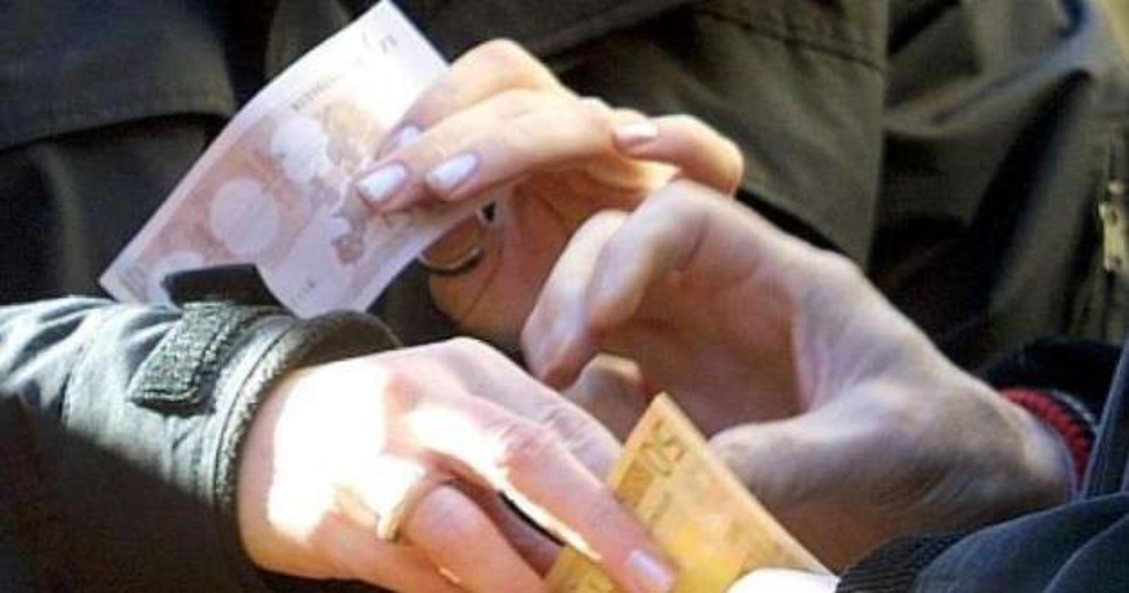 "Cavallo di ritorno", 1200 euro per la restituzione dell'auto: tre arresti 