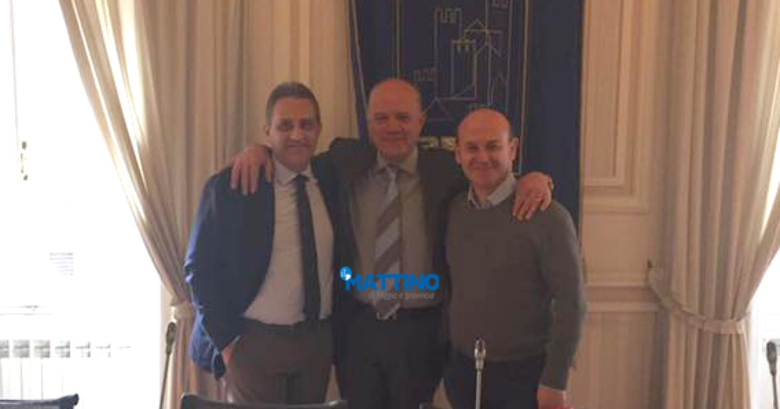 Ascoli, Candela, Rocchetta fanno squadra contro gli avventurieri dell'eolico: devono ai Comuni oltre 5 milioni di euro