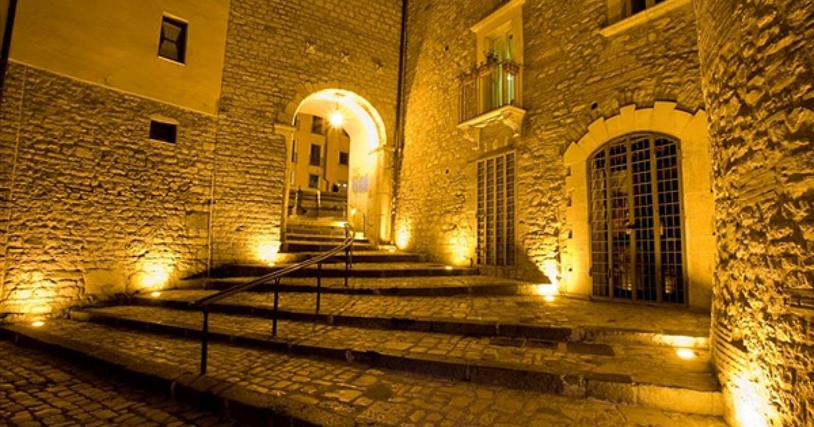 Potenza di una mezzanotte magica d'estate