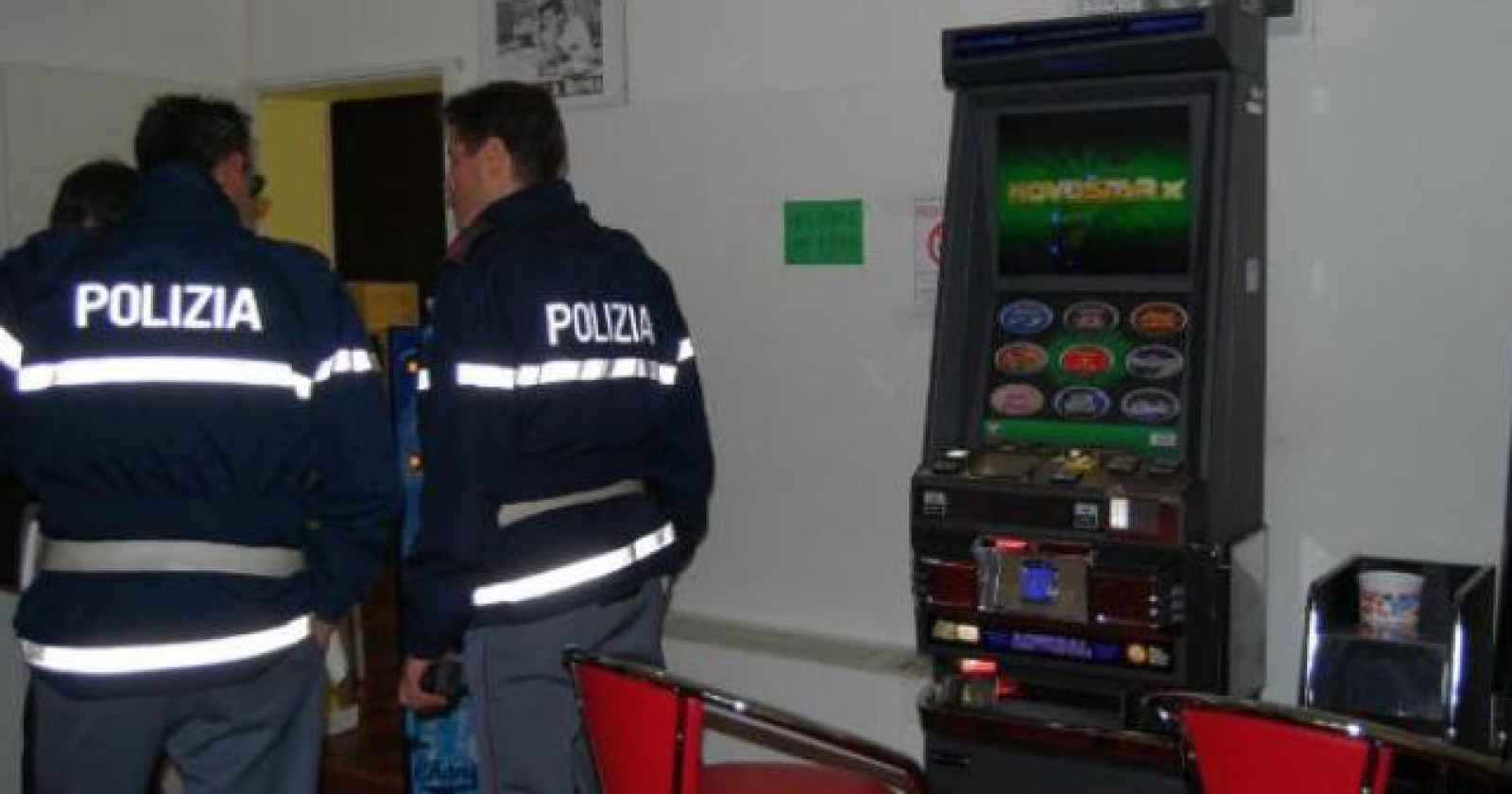 Capitanata: il Questore fa chiudere un bar e tre circoli privati, ricettacoli di pregiudicati 