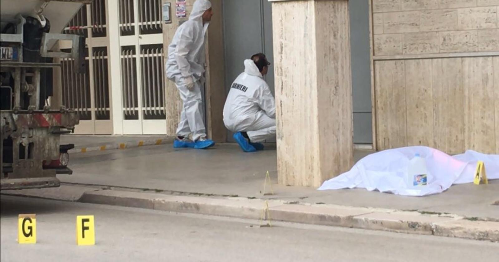 Omicidio a Torremaggiore: il netturbino freddato con 5 colpi partiti da una calibro 7,65