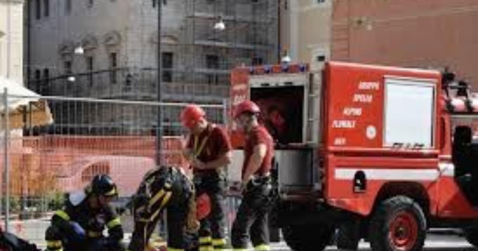 Foggia: Vico Corridoio, bomba carta in pieno centro storico 