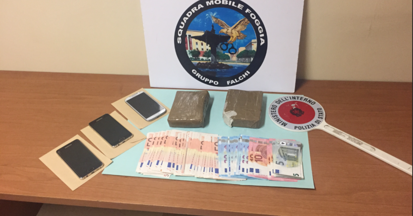 San Severo, staffetta tra corrieri della droga: arrestati tre albanesi, in auto un chilo di eroina purissima 