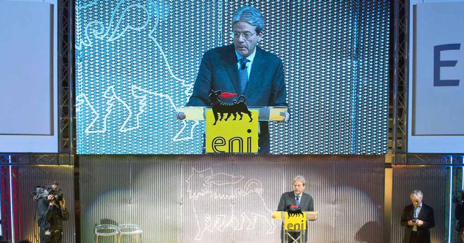 Gentiloni difende l'Eni: «Polemiche frutto di provincialismo»