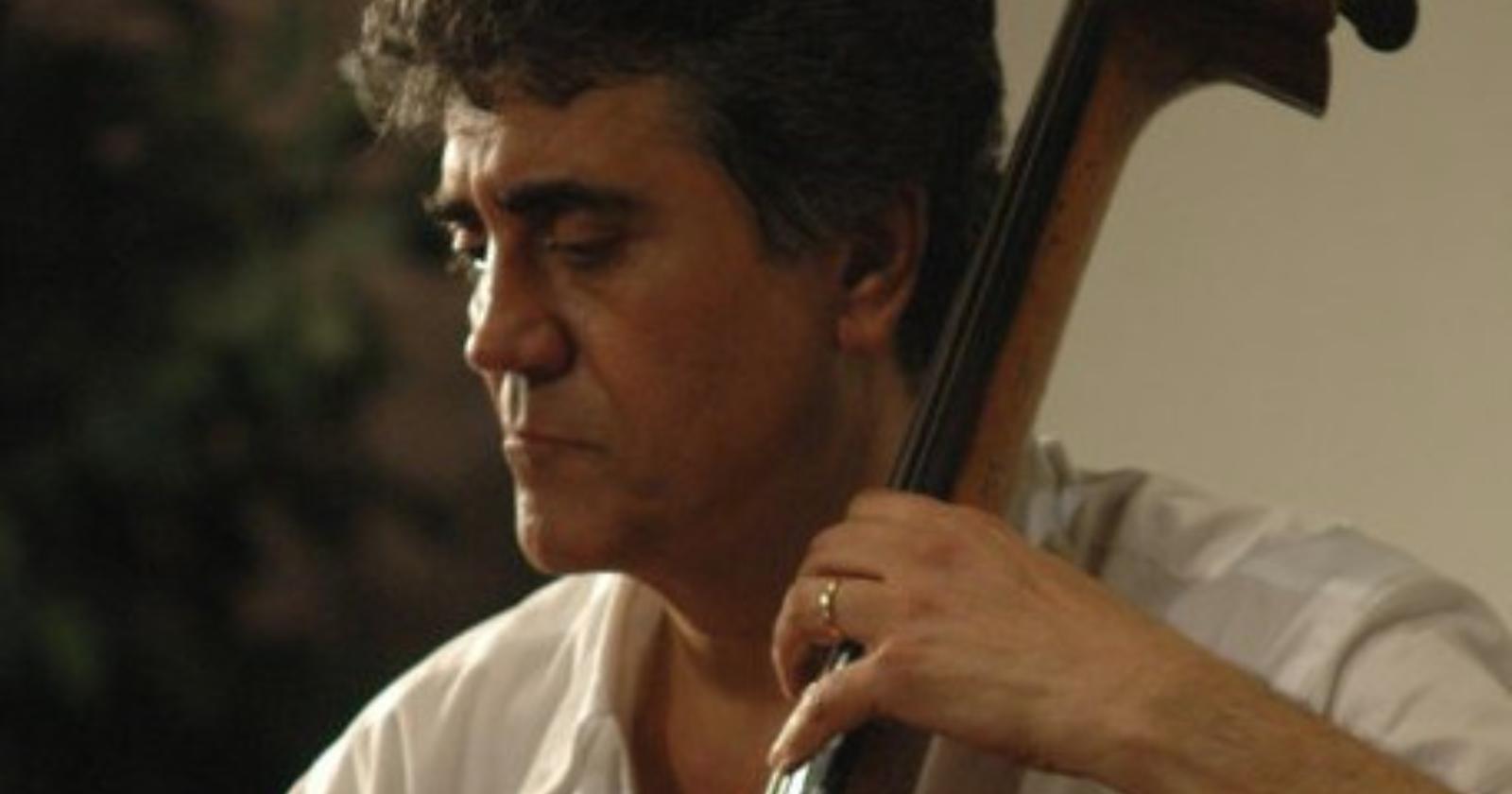 Il musicista e compositore pugliese Mike Zonno porta a Foggia il suo ultimo disco "Fado encontra Jazz" 
