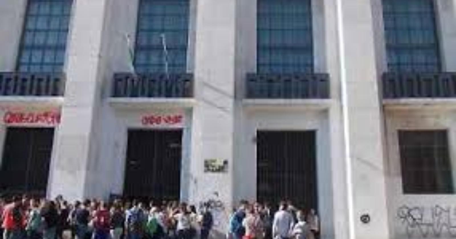 Foggia, tavola rotonda di FLP scuola su "Genitori e docenti: un rapporto da ricostruire"A Foggia il 25 maggio tavola rotonda della FLP Scuola
